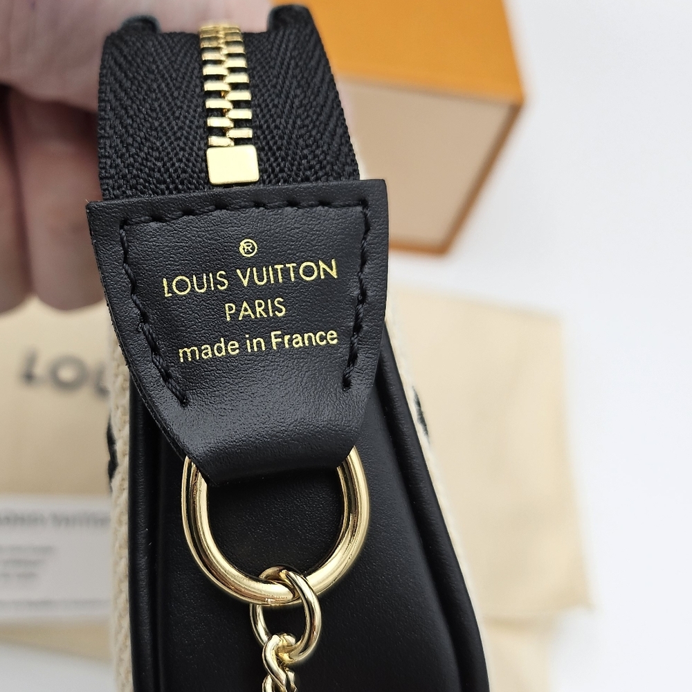 Brand new authentic limited edition Louis Vuitton mini pochette - Picture 5 of 15